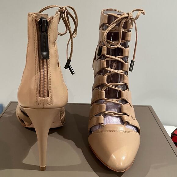 NEW BCBGMaxAzria Leather Bren Lace-Up Cage Almond Toe Bootie in Max Nude … NIB - Picture 4 of 15